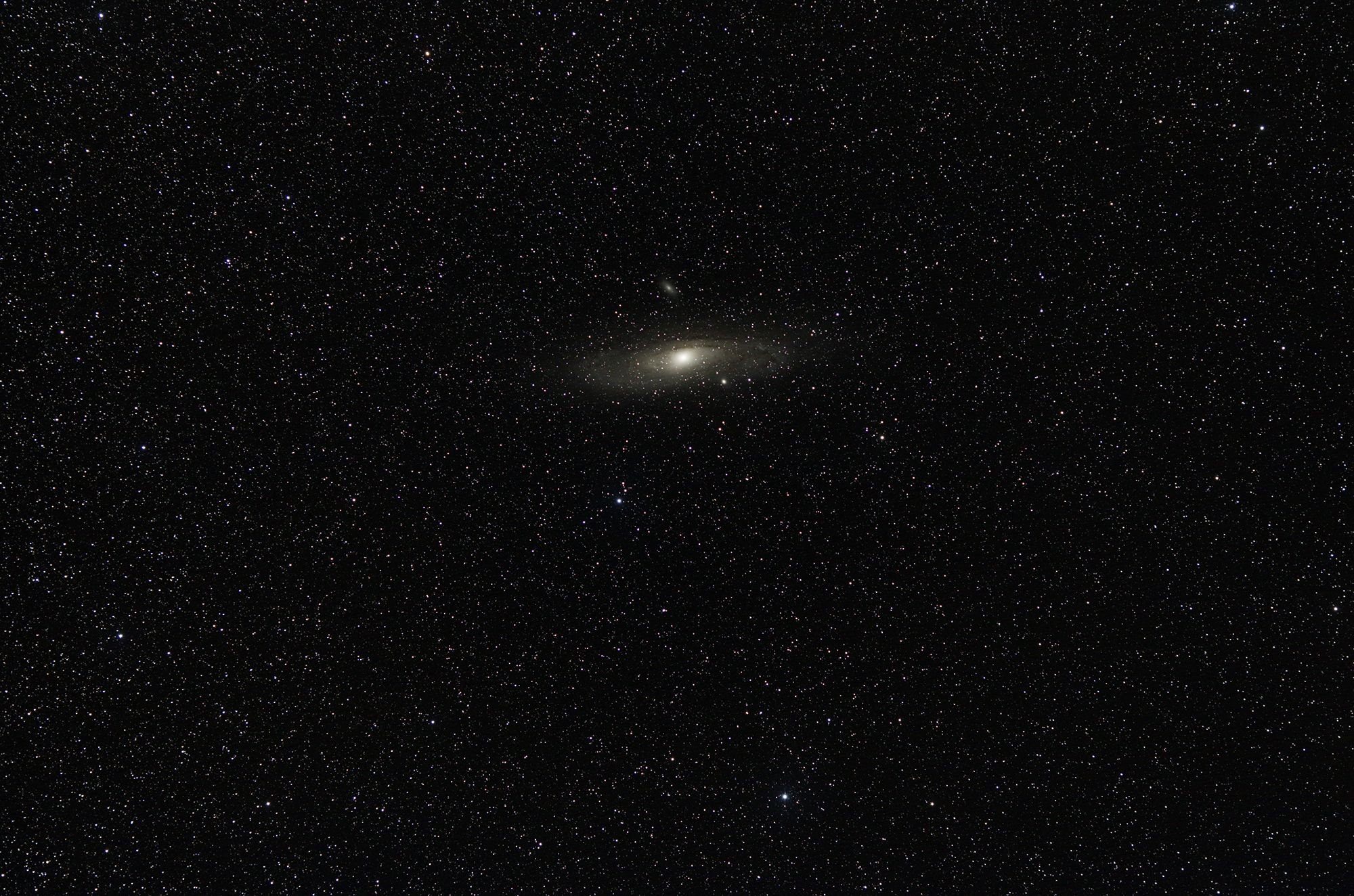 Galaxia M31 - Veľká hmlovina v Androméde. Autor: M. Urbanik, Krajská hvezdáreň v Žiline