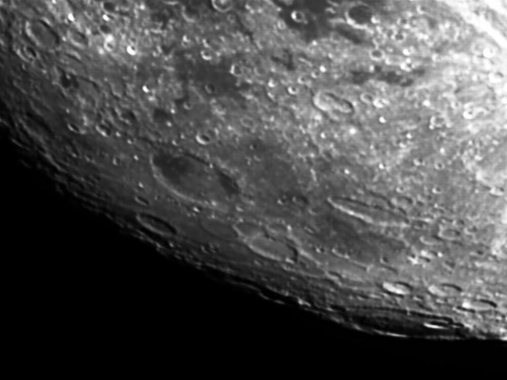 Detail okraja Mesiaca. Autor: M.Urbanik, Krajská hvezdáreň v Žiline