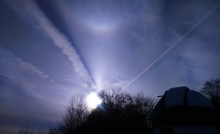 Autor: RNDr. Ján Mäsiar, Krajská hvezdáreň v Žiline, Sony Xperia M2, 16.1.2017, od 14:30, ISO 150