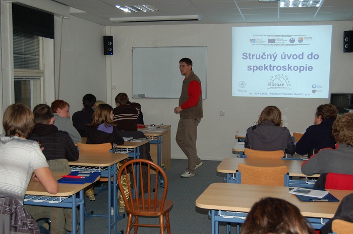 Vzdelvacie sstredenie tudentov a zujemcov 